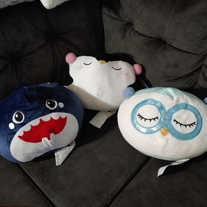 3 nwt smooshie pillows